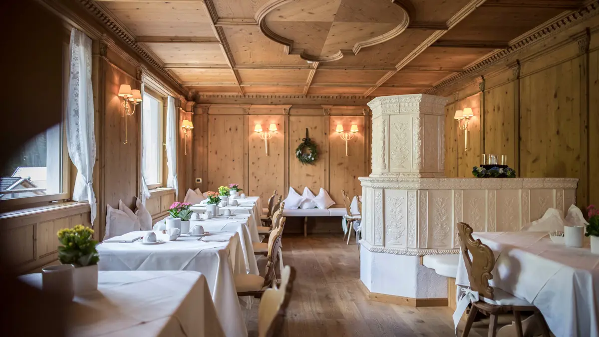 Inghams Italy Dolomites Selva Hotel Aaritz Restaurant