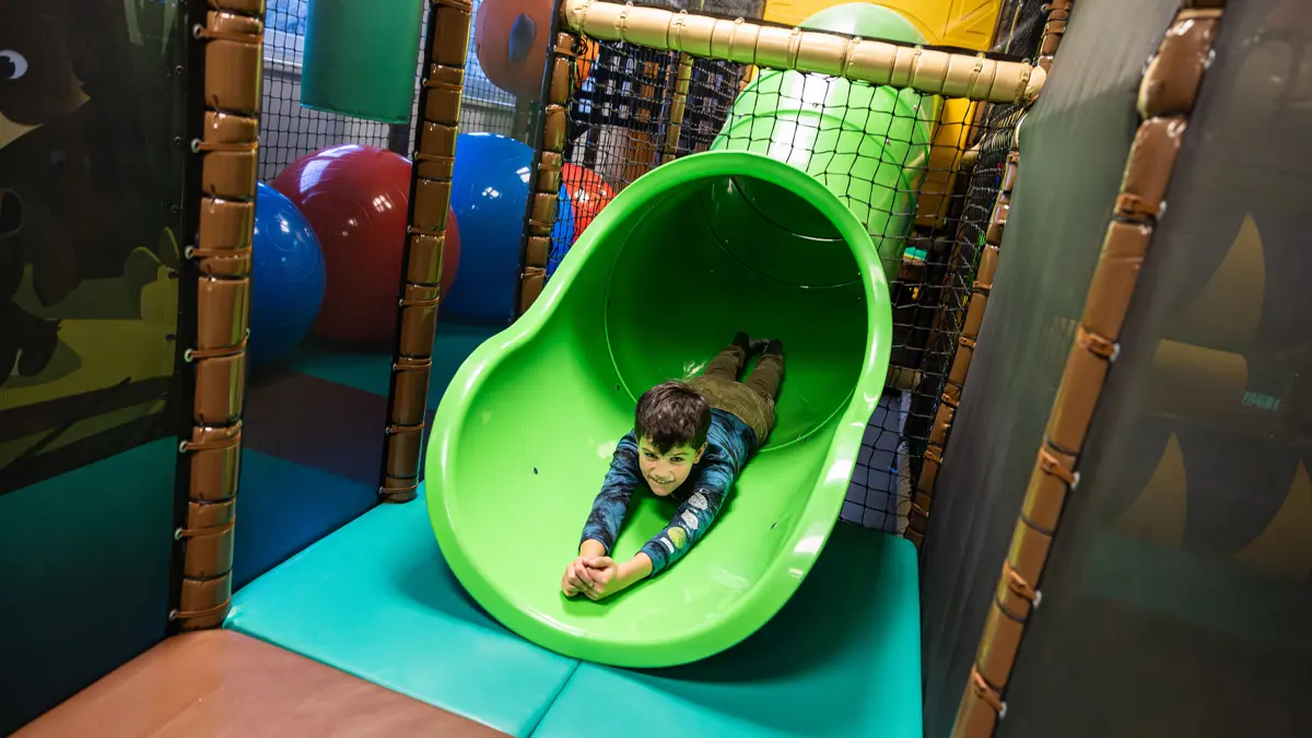 Hotel Der Waldhof Zell Am See Play Room 2