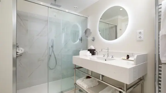 Double Garden Wing Room