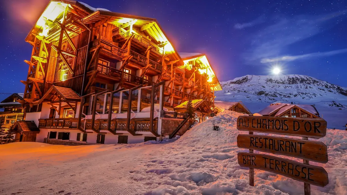 Hotel Chamois D'or Alpe D'huez Exterior 3