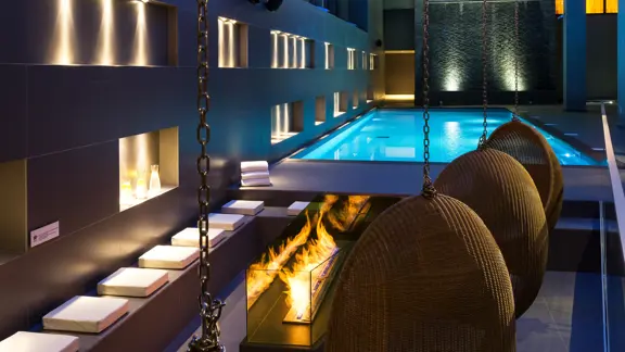 Hotel Heliopic Chamonix Indoor Pool 2