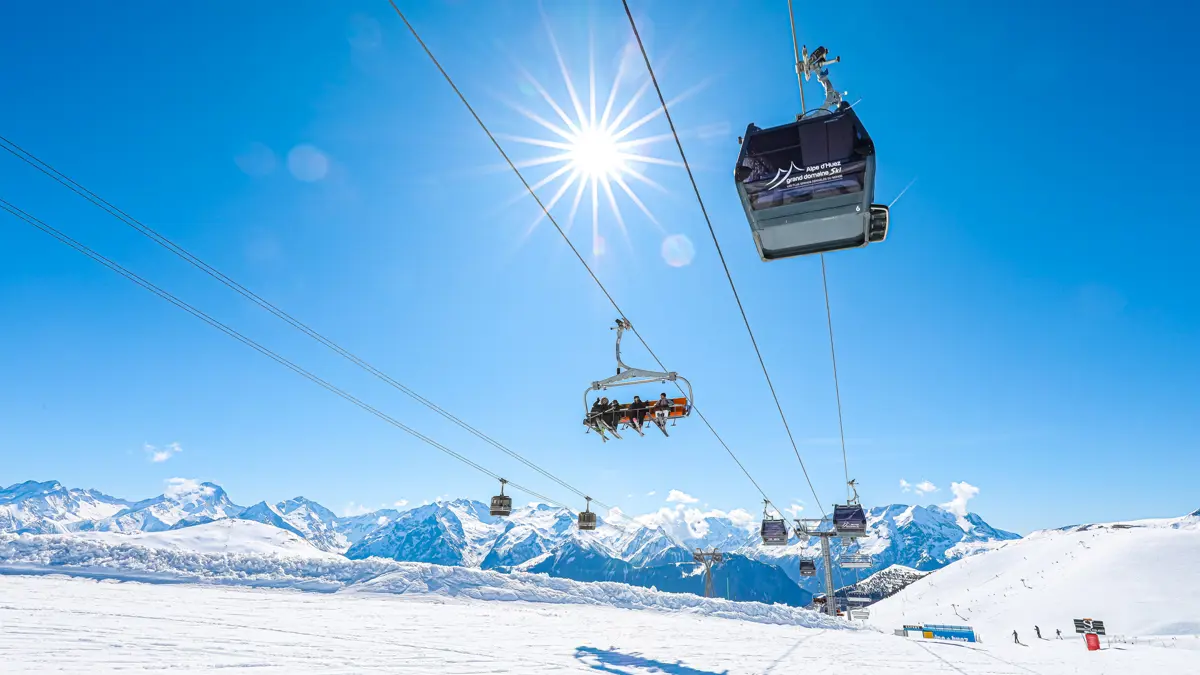Alpe D'huez Gondola © Benjamin Valette