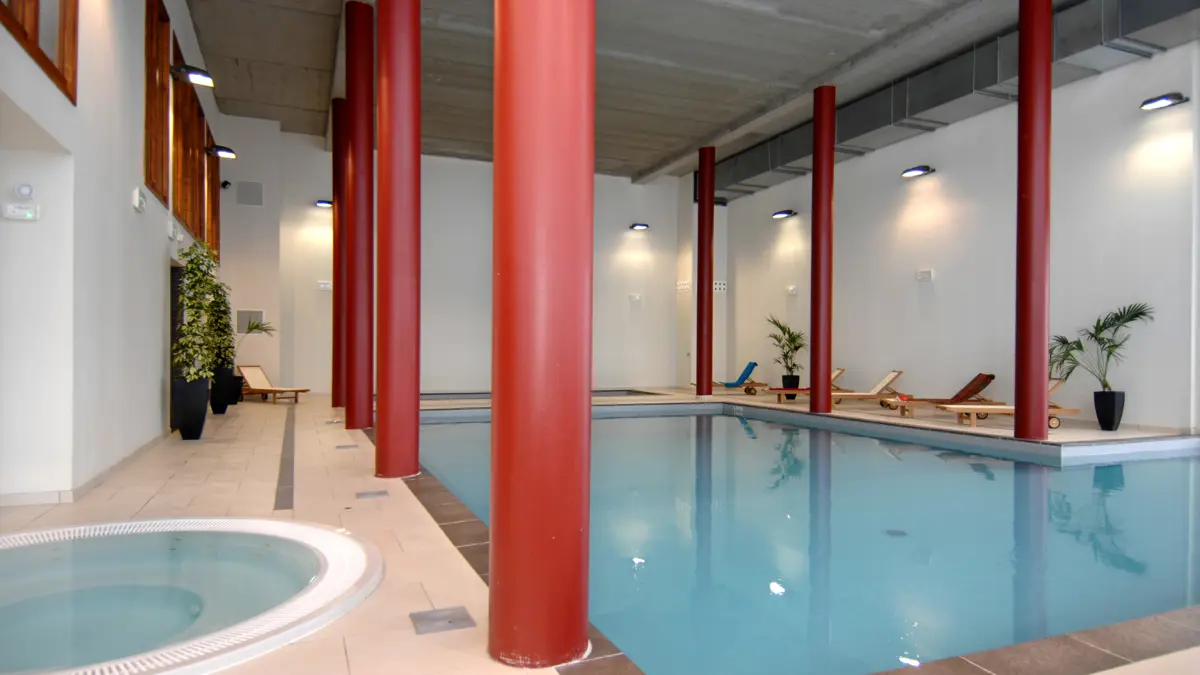 Edenarc Apartments (Arc 1800) Les Arcs Pool 2
