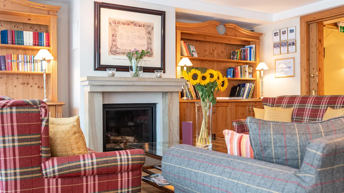 Hotel Kaiserhof Kitzbuhel Lounge (2)