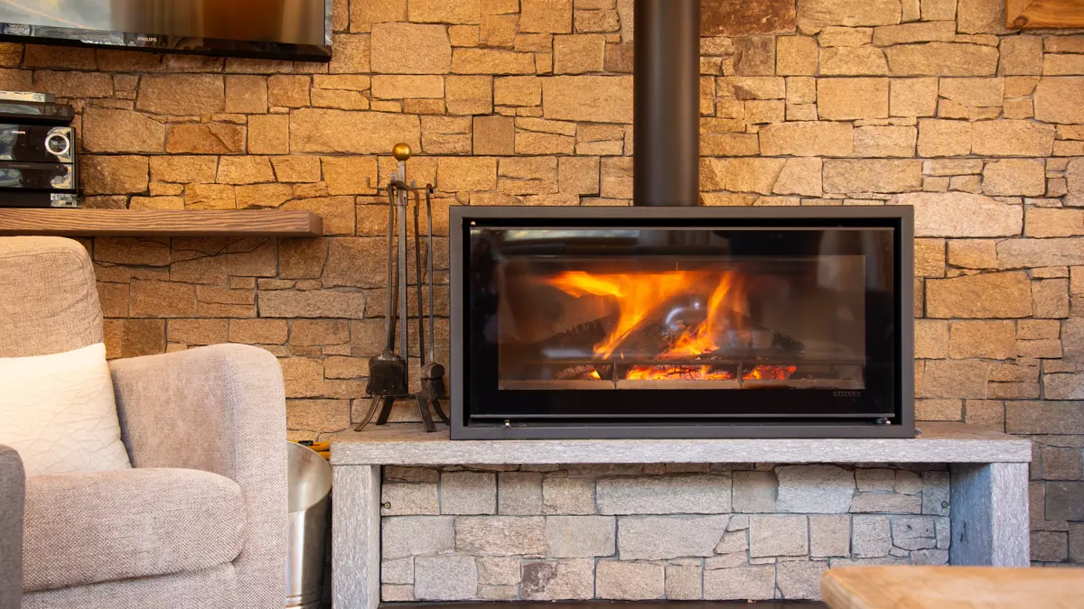 Chalet L'Ancolie Meribel Lounge Fireplace