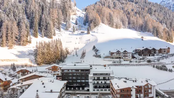 Inghams Italy Dolomites Selva Hotel Stella Exterior