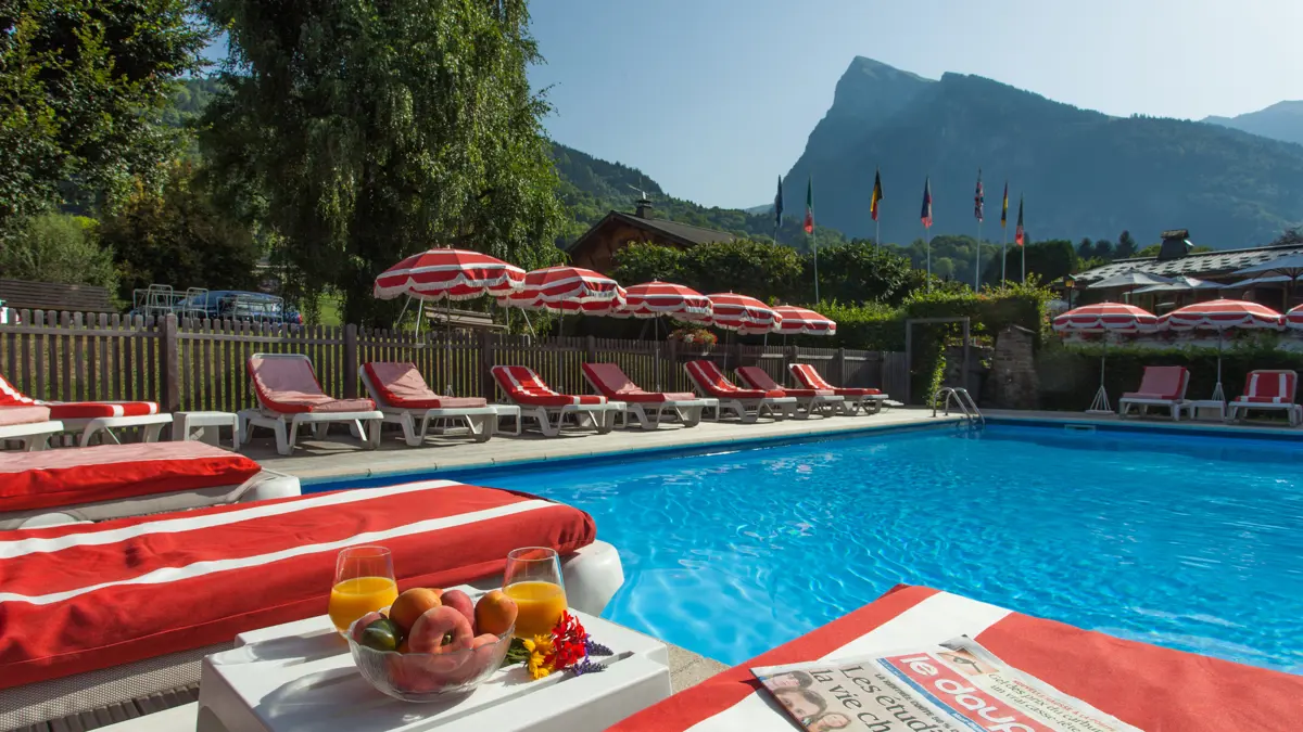 Hotel Neige Et Roc Samoens Outdoor Swimming Pool