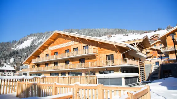 Hotel Le Chamois La Clusaz Exterior 2