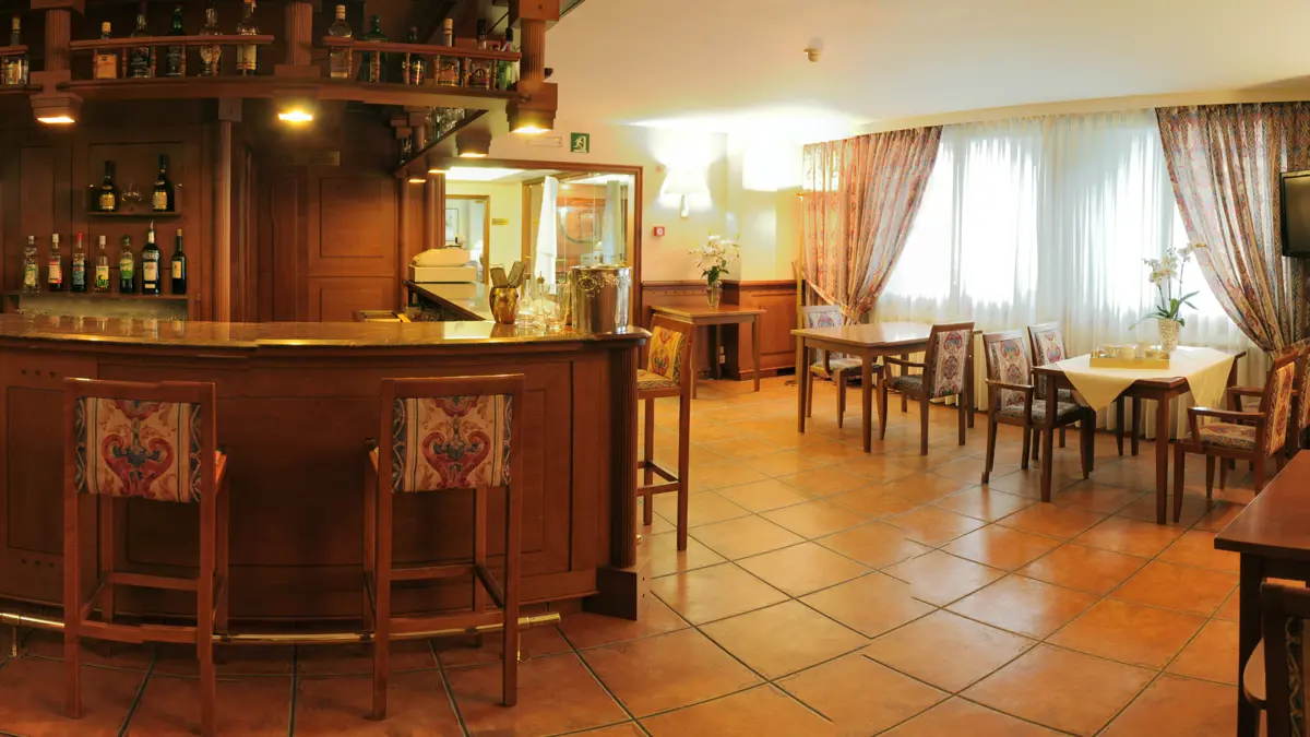Hotel Xalet Verdu Arinsal Bar Area