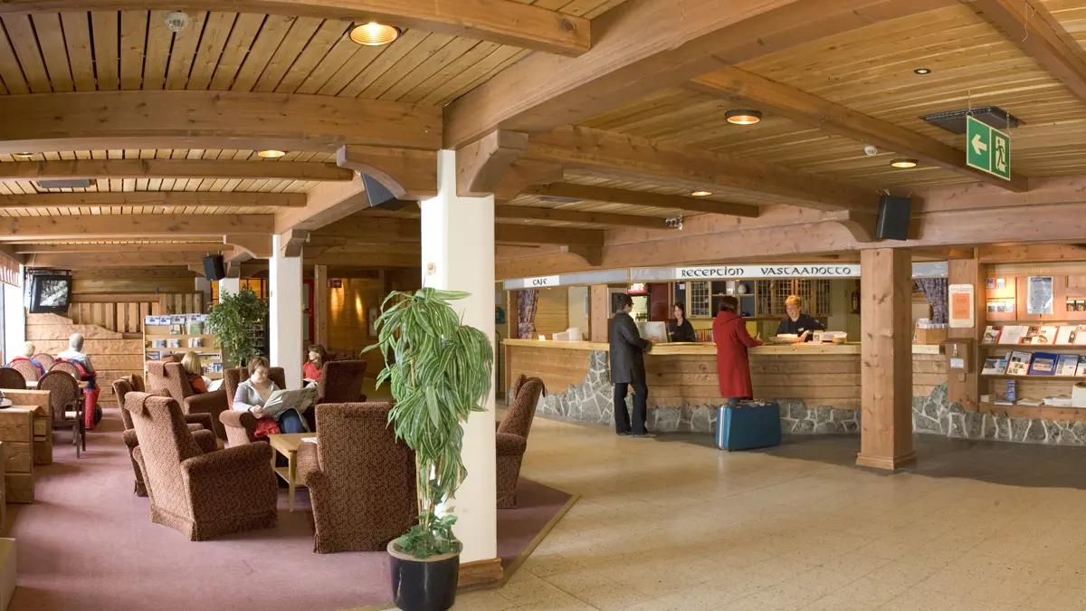 Tunturi Hotel lobby
