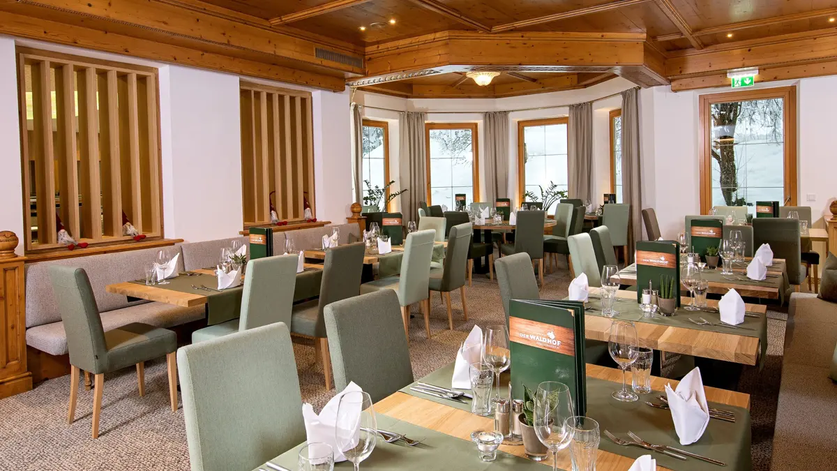 Hotel Der Waldhof Zell Am See Dining Room 2