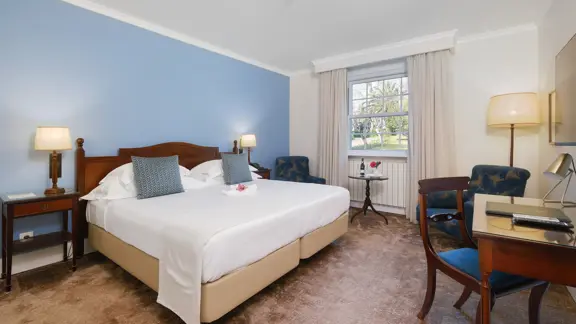 Double Garden Wing Room