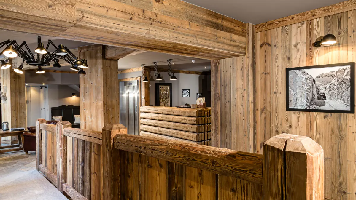 Hotel Kandahar Val d'Isere reception
