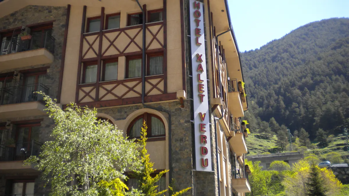 Hotel Xalet Verdu Arinsal Exterior 1