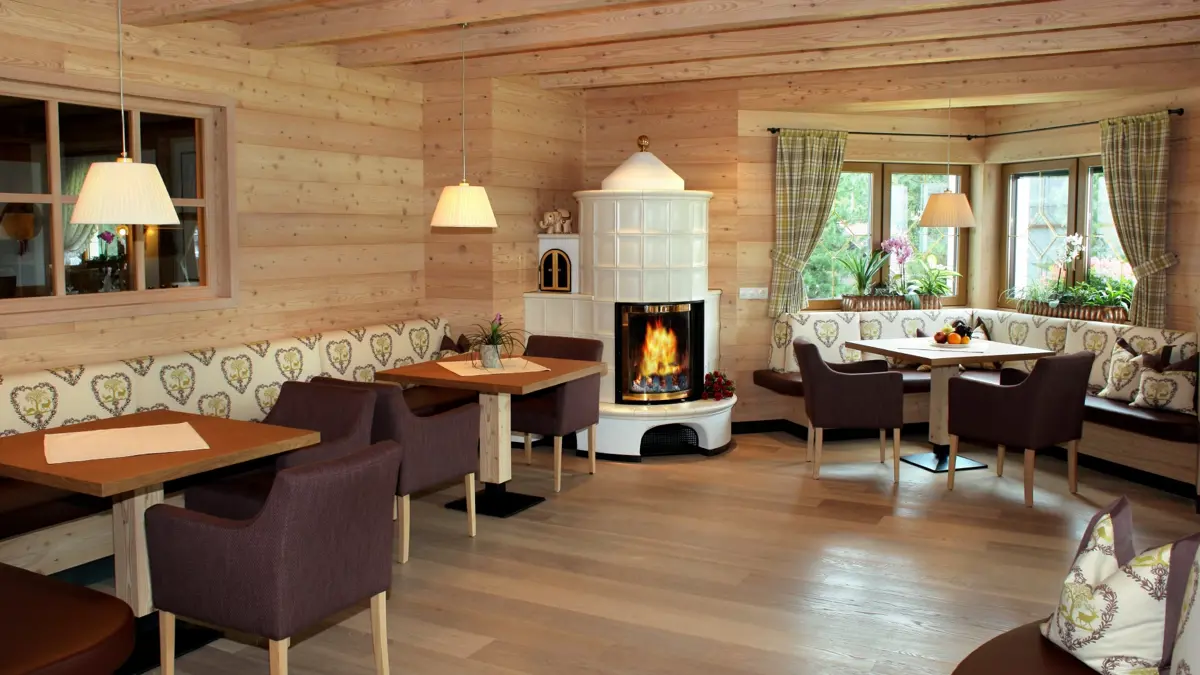 Inghams Italy Dolomites Selva Hotel Mignon Lounge