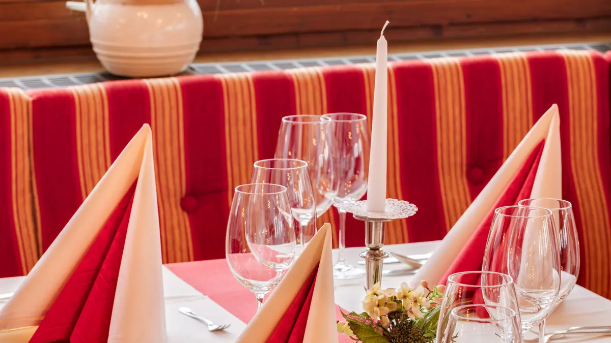 Alpenhotel Fernau Neustift Dining Area