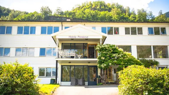 Heimly Guesthouse Flam And Aurland Norway Entrance