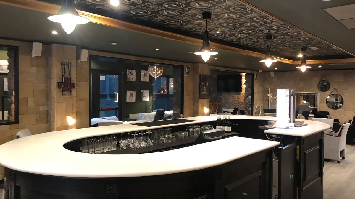 Hotel Camelot Pas De La Casa Bar