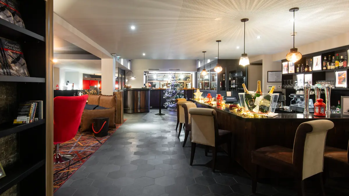 Chalet Hotel Le Prieure And Spa Chamonix Bar