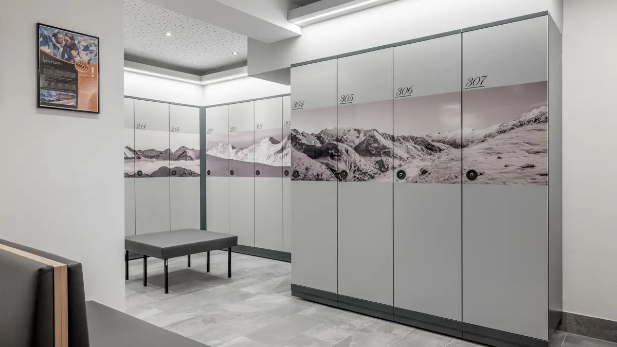 Hotel Bellevue Obergurgl Ski Lockers