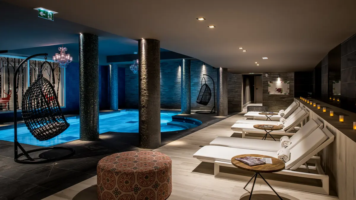 Residence Chalet Skadi Val D' Isere Spa Pool.Jpg