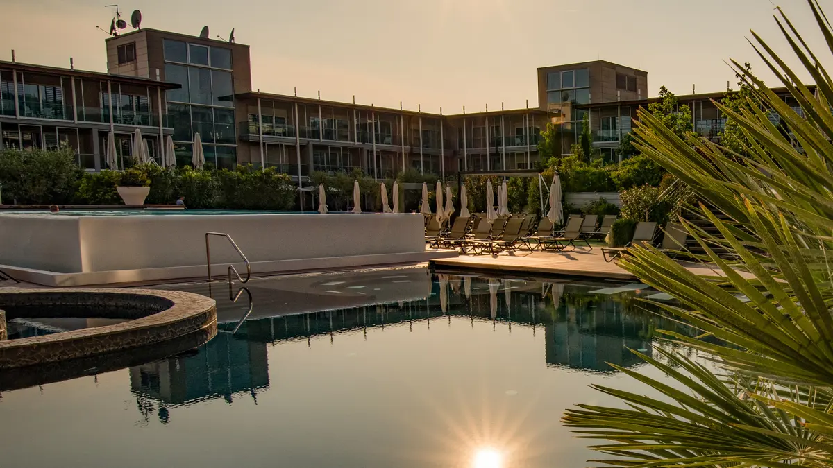Aqualux Hotel Spa Suite Terme Bardolino Pool And Spa (7)