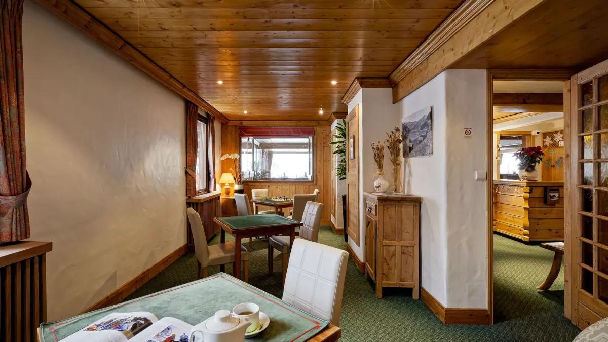 Hotel Les Flocons Courchevel Lounge 5