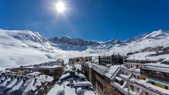 Hotel Magic Pas De La Casa Resort View (1)