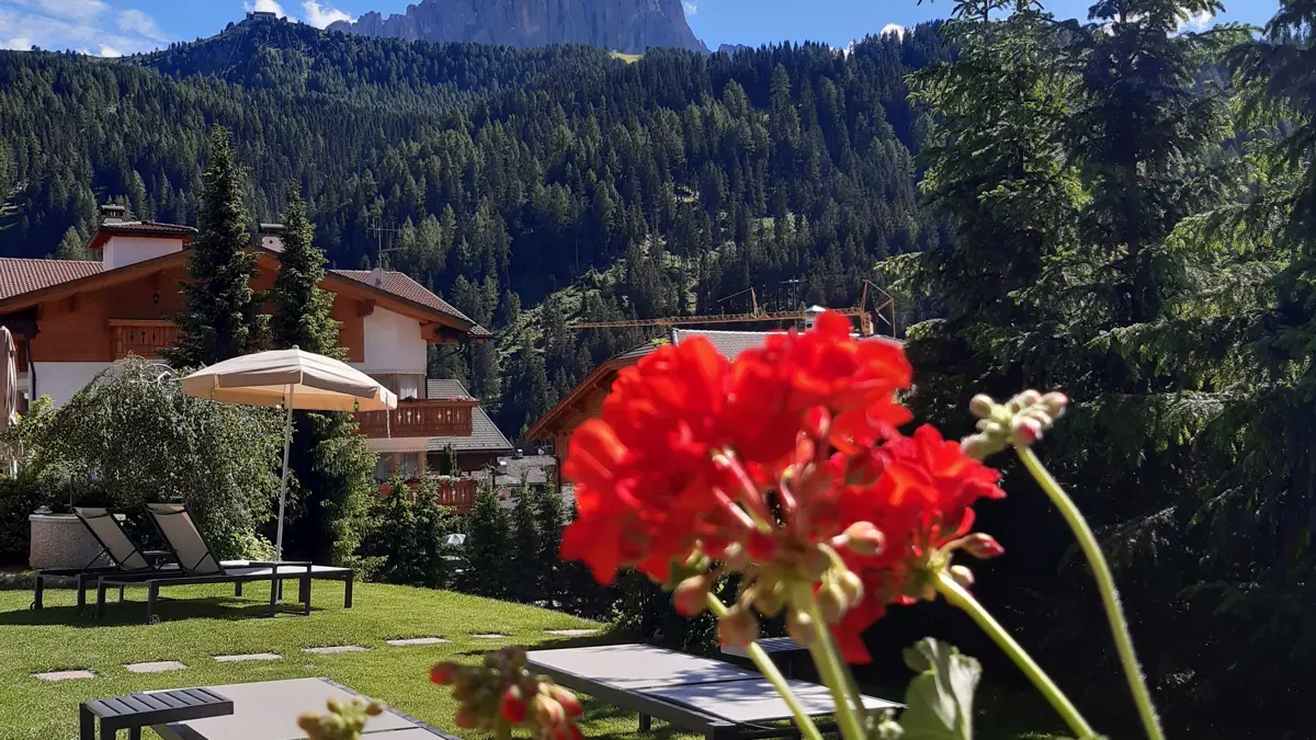 Dolomites, Selva, Mountain Home Garni Villa Anna, Gardens