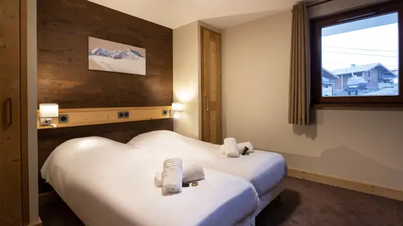 Standard twin bedroom