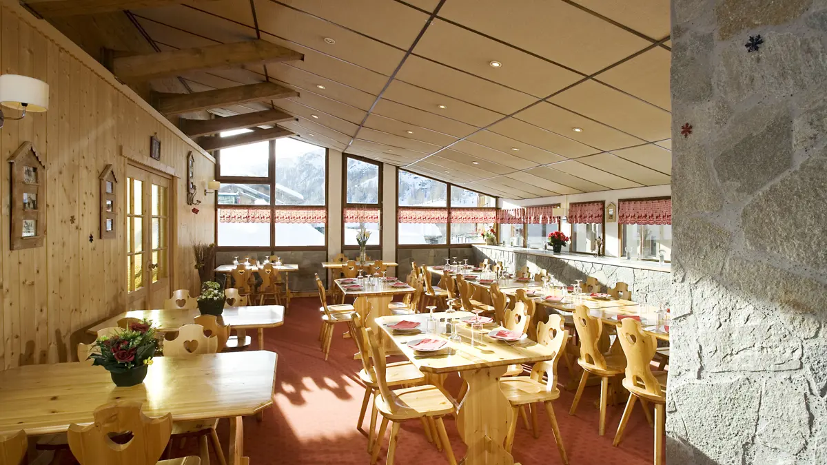 Hotel Les Brevieres Tignes Restaurant 2