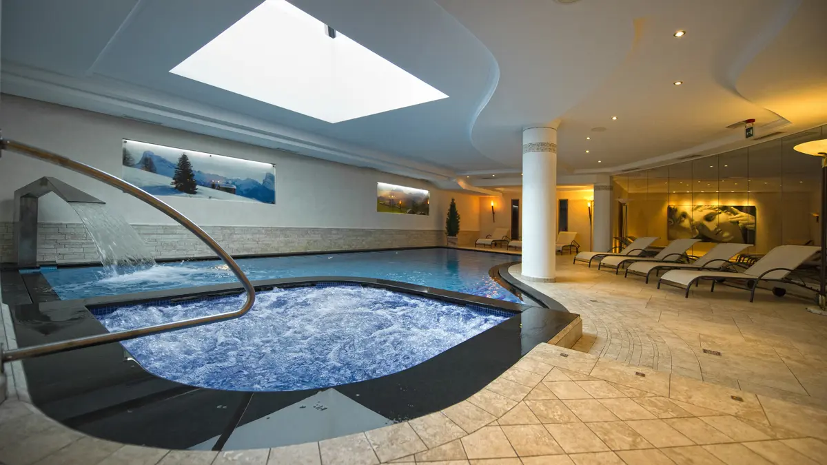 Inghams Italy Dolomites Kronplatz Hotel Teresa Swimming Pool
