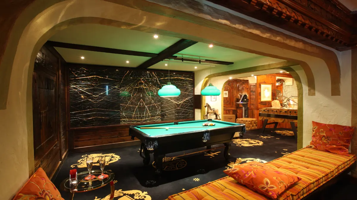 Hotel Alex Zermatt Pool Table