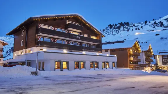 Hotel Erzberg Zurs Arlberg Austria Exterior (2)