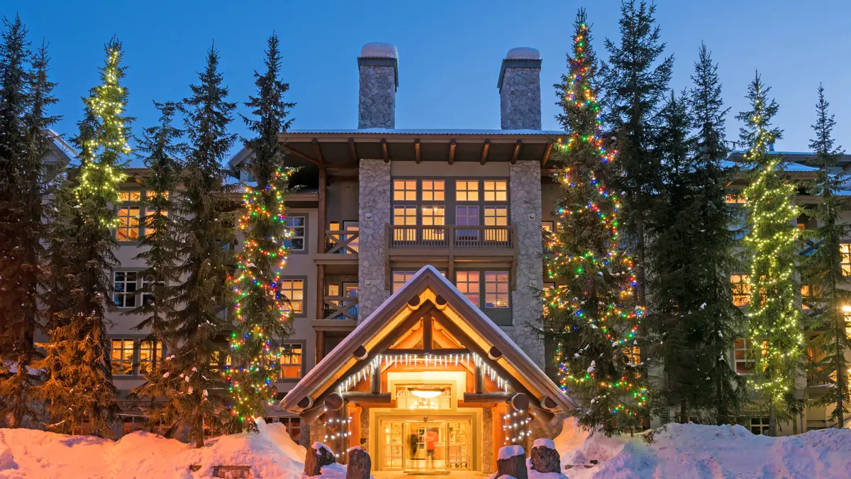 Blackcomb Springs Suites Whistler Exterior 3