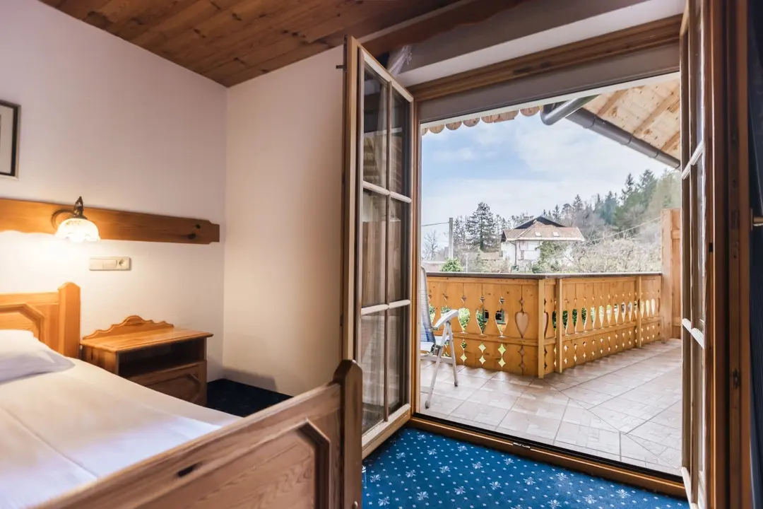 GARNI HOTEL BERC BLED balcony in room