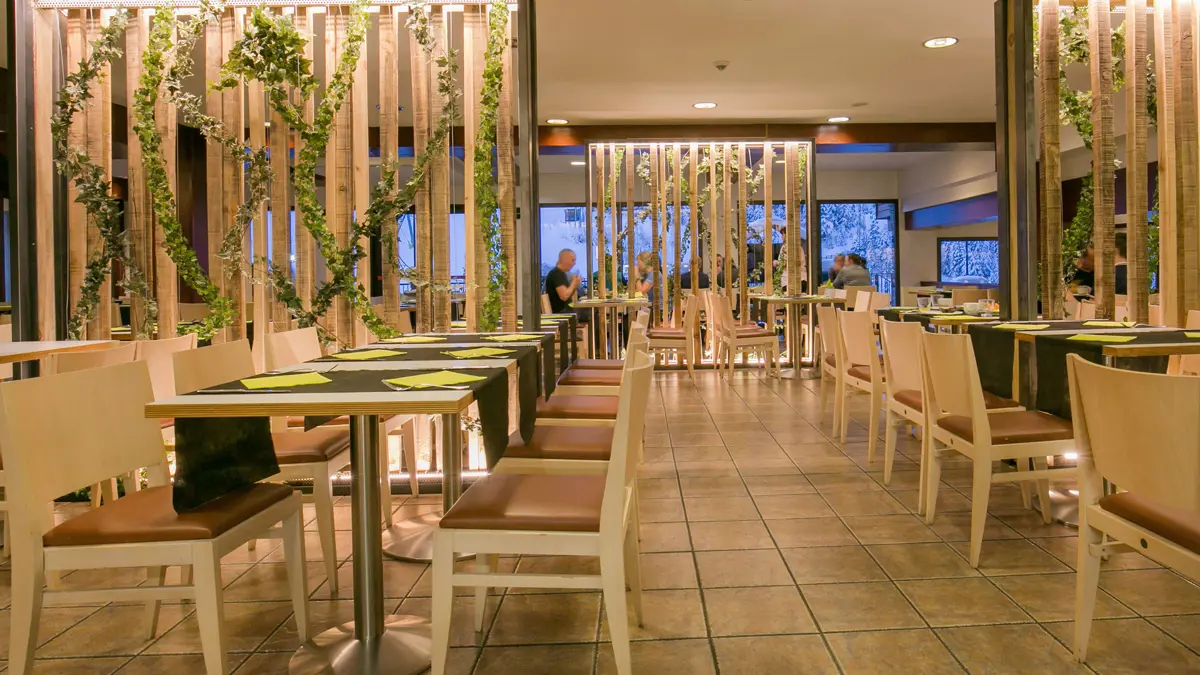 Hotel Piolets Soldeu Restaurant Seating