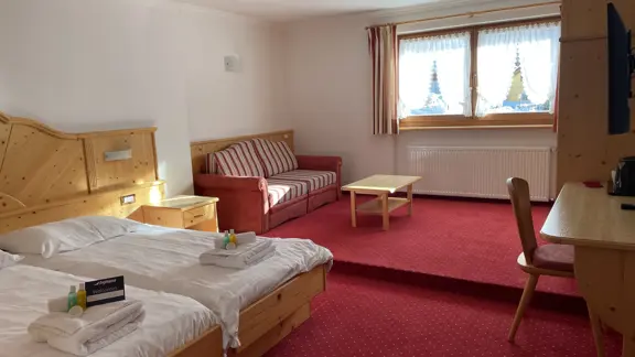 Room 26 - 1st Floor SE Facing