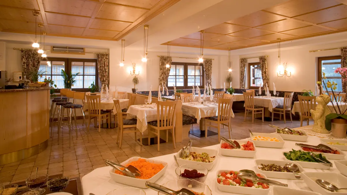 Inghams Italy Dolomites Corvara Pension Angelo Restaurant