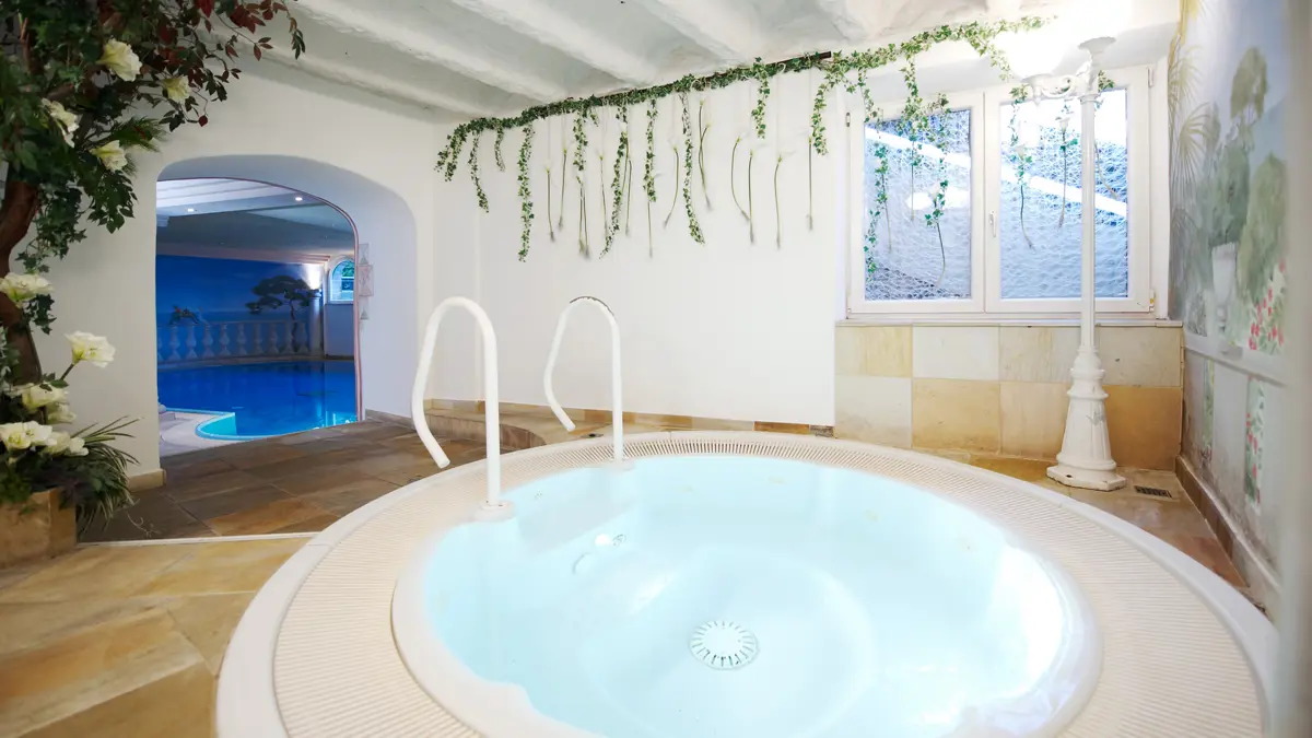 Hotel Solaria Ischgl Hot Tub