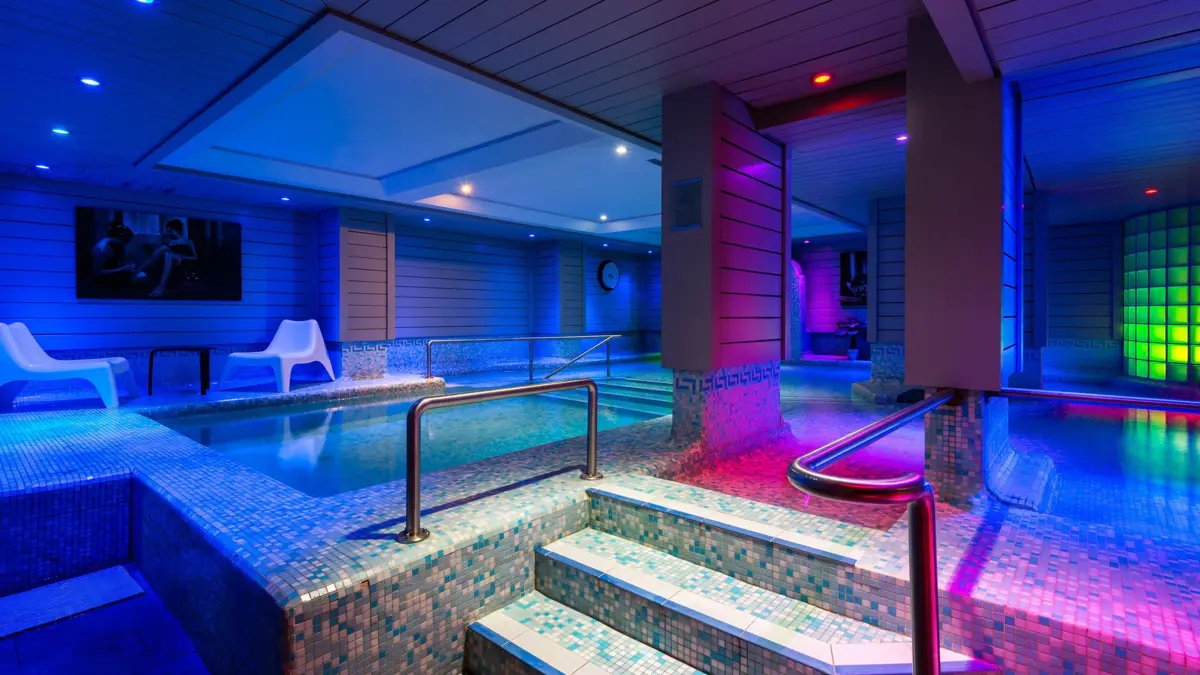 Hotel Le Morgane Chamonix Indoor Plunge Pool