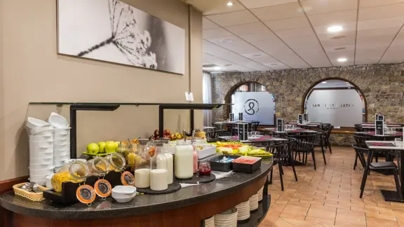 Grand Pas Hotel Pas De La Casa Breakfast Buffet
