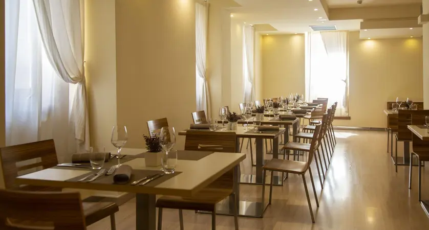 Hotel Antico Borgo Riva Lake Garda Italy (10)