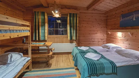 Standard twin bedroom