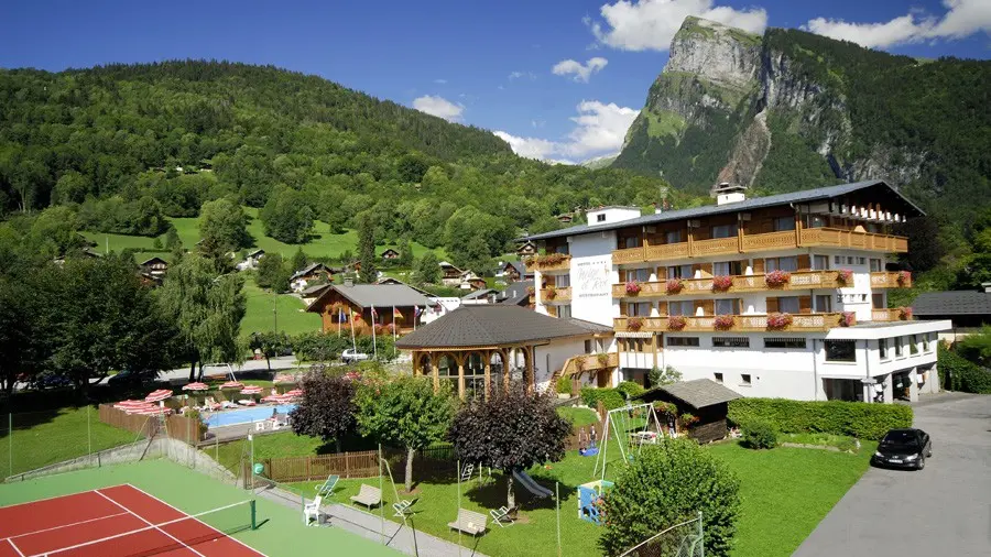 Hotel Neige Et Roc Samoens Hotel Exterior 3