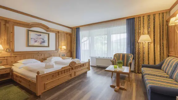 Deluxe Residence room