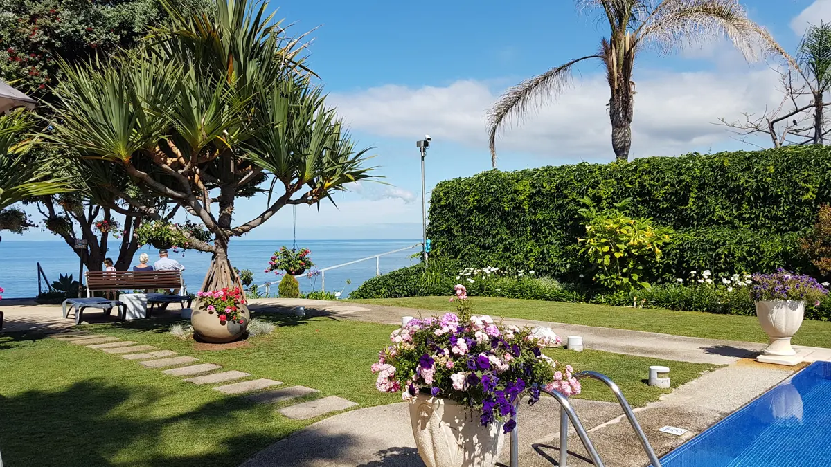 Golden Residence Hotel Funchal Outdoor Swimming Pool Area