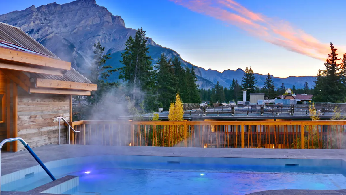 Moose Hotel Suites Banff Rooftop Pool 2