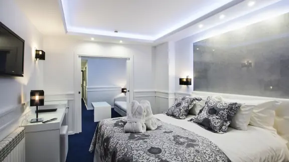 Double Jacuzzi Suites