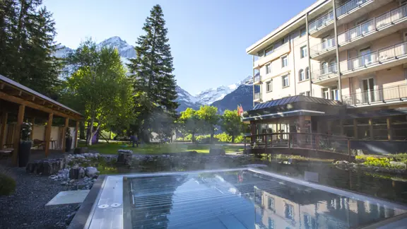 Hotel Belvedere Grindelwald Outdoor Saltwater Whirlpool